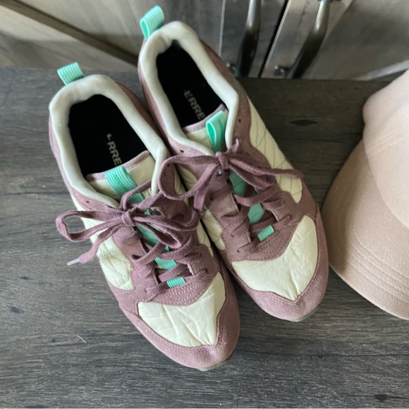 Merrell Alpine Sport Women’s Off White Burlwood Sneaker Size 9 and CC Ball Cap - Picture 3 of 14